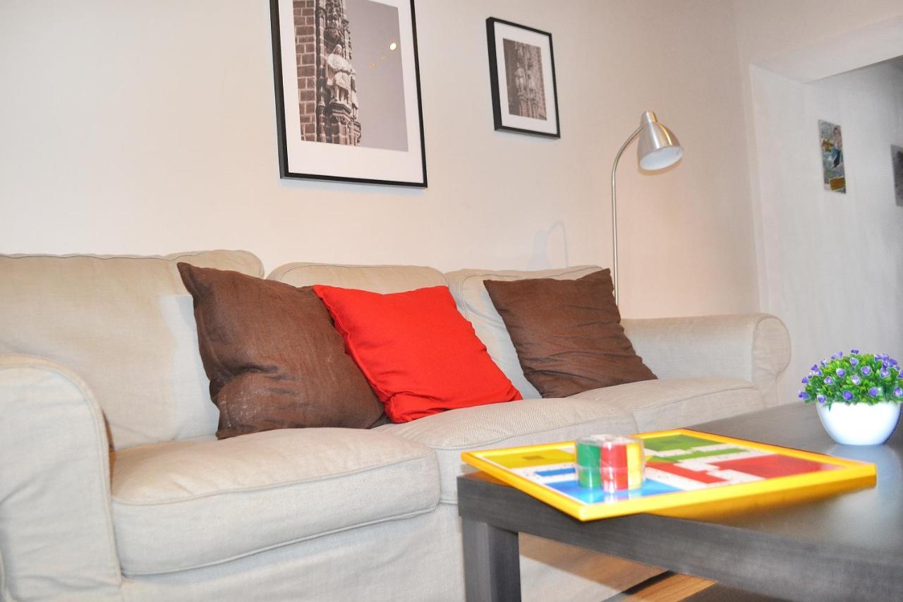 Apartamento El Monasterio Toledo Esterno foto